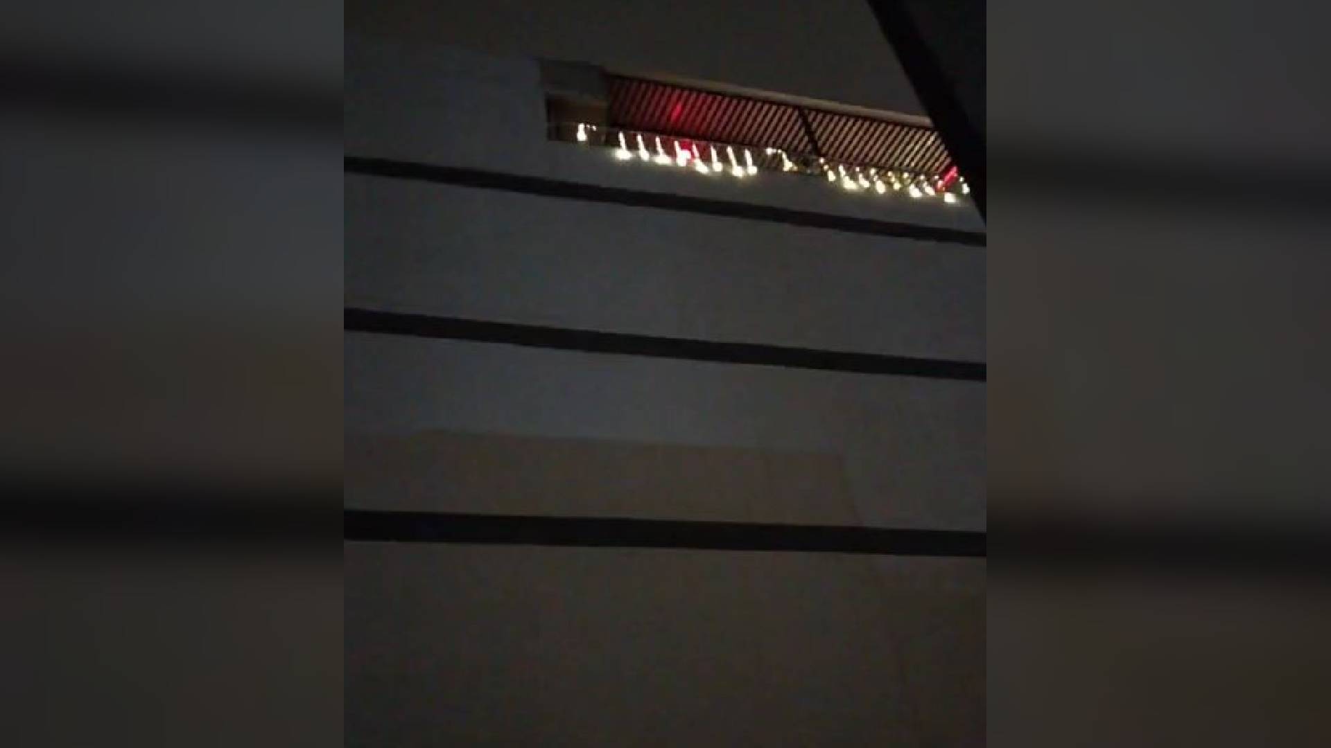La bulla es durante días de semana y dura desde las 8 p.m hasta las 4 a.m.