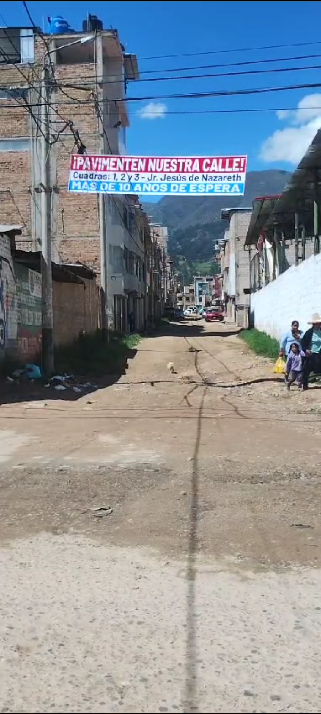 Vecinos del jirón Jesús de Nazaret en Cajamarca piden ayuda para pavimentar pistas